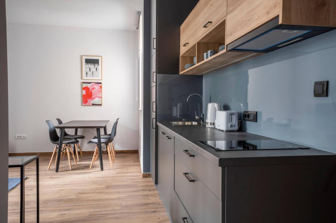 Hostgost Selected Suites - Botanical Garden Belgrado Buitenkant foto